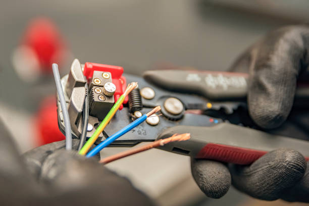 Best Circuit Breaker Repair  in Arlington, MN
