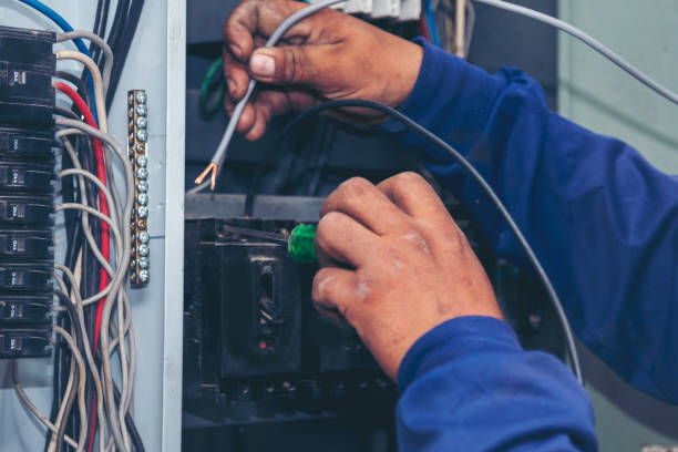 Best Affordable Emergency Electrician  in Arlington, MN